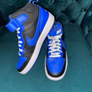 Nike Kids Sneakers - Black and Blue